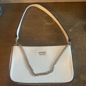 White guess shoulder bag